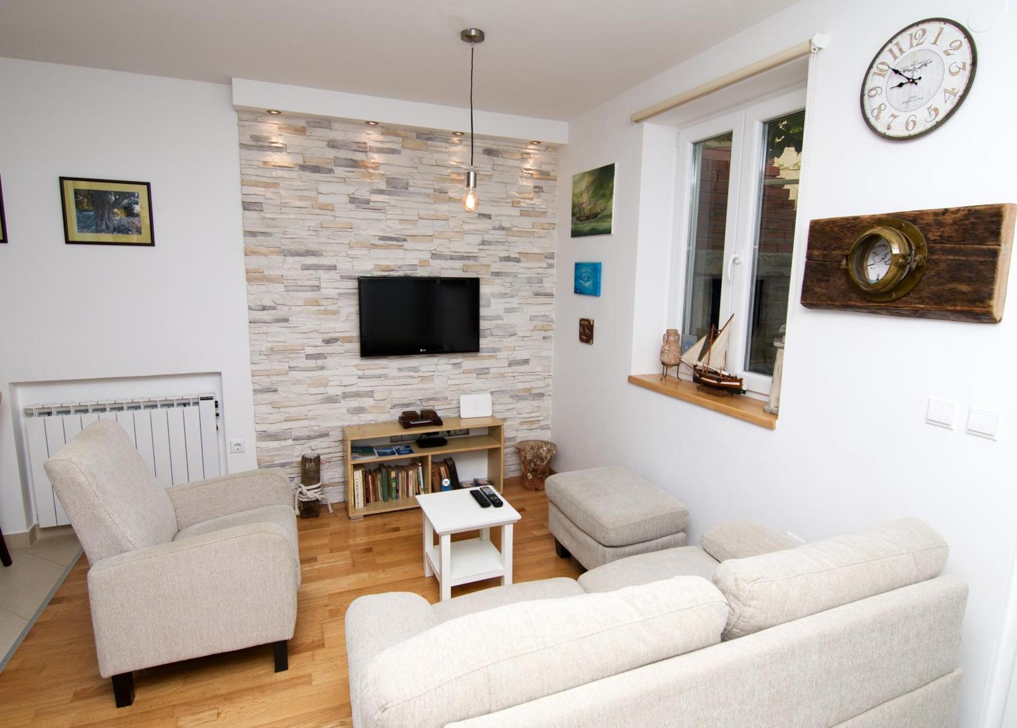 House 4 Rent Laura